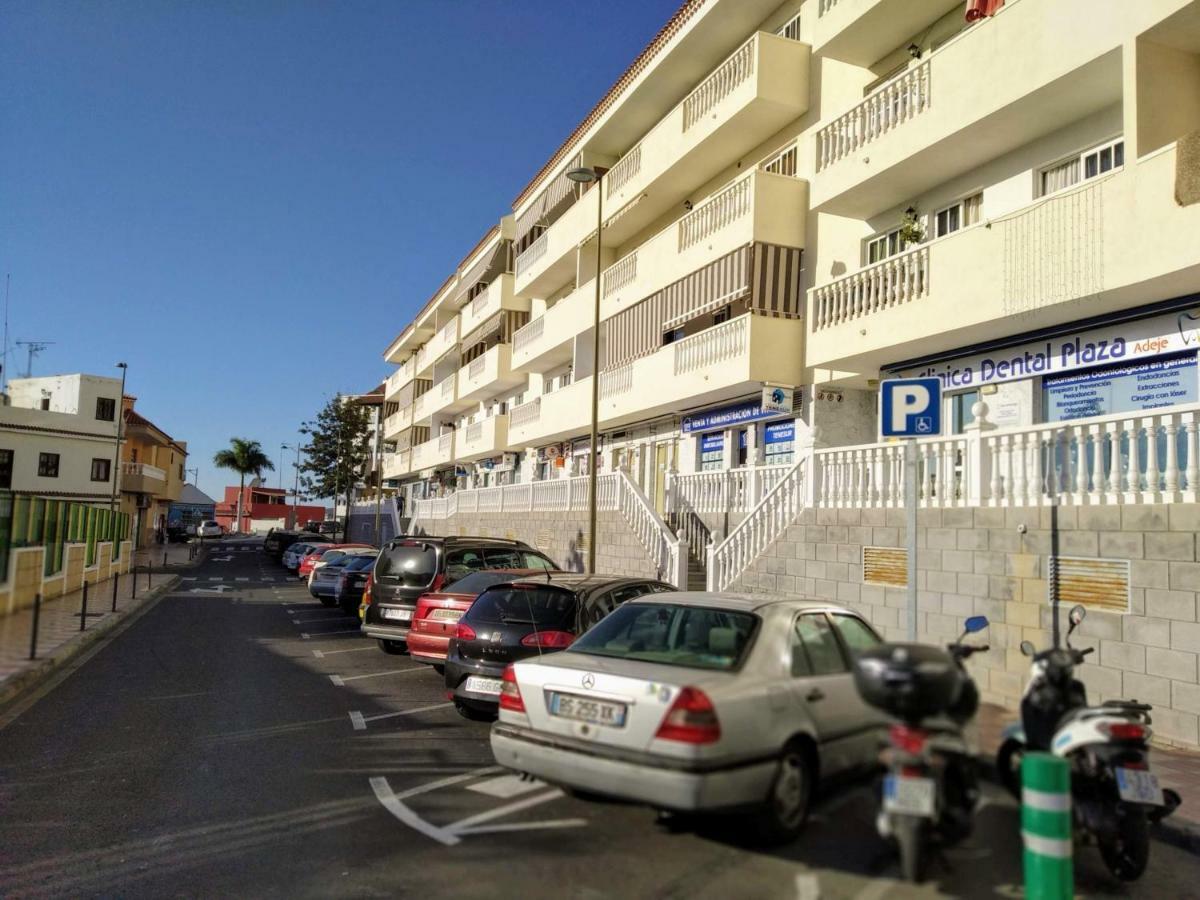 Apartamento "La Livenza" En El Centro De Adeje Con Garaje Privado Apartment Costa Adeje  Exterior photo
